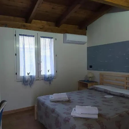 Butterfly Bed & Breakfast San Lorenzo (Latina)